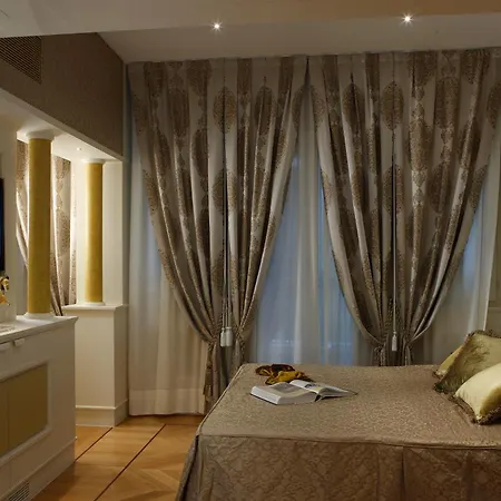 Canaletto Luxury Suites - San Marco Luxury Veneza Exterior foto