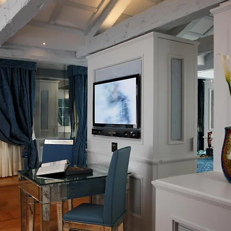 Canaletto Luxury Suites - San Marco Luxury Veneza Exterior foto